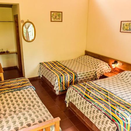 Hotel And Restaurant Guancascos 格拉西亚斯 外观 照片