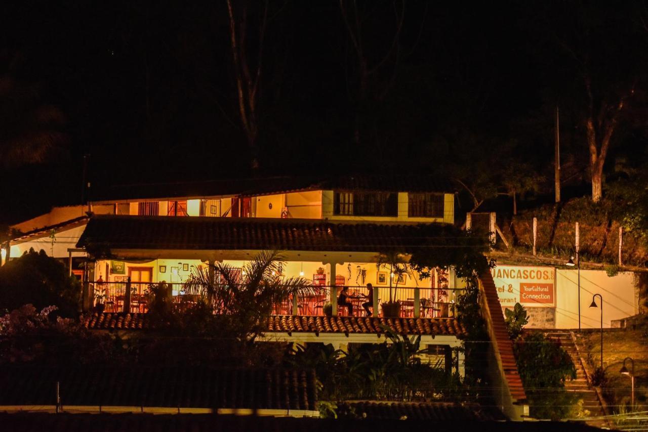 Hotel And Restaurant Guancascos 格拉西亚斯 外观 照片