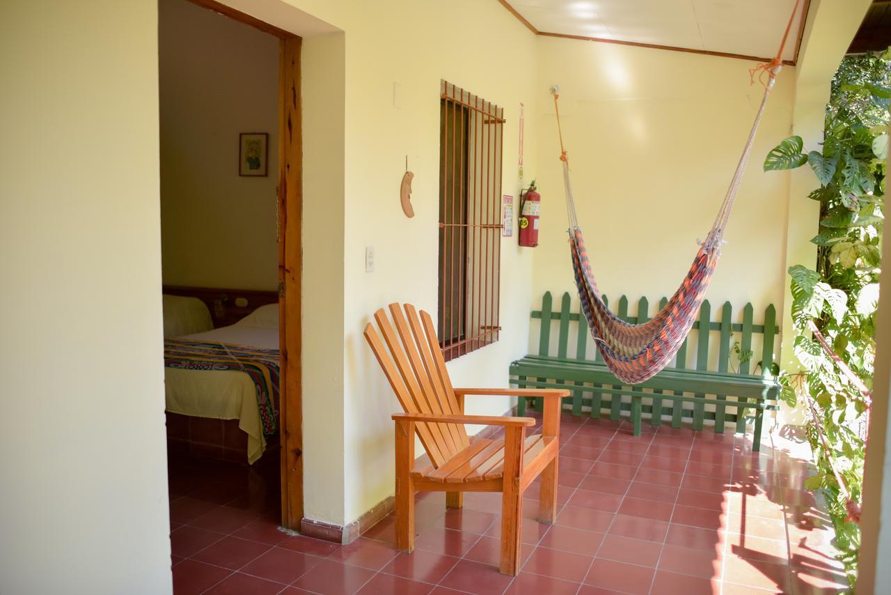 Hotel And Restaurant Guancascos 格拉西亚斯 外观 照片